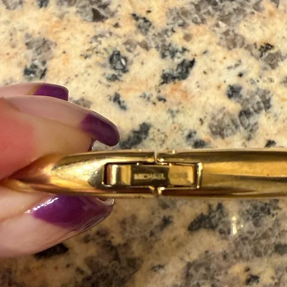 Michael Kors Bracelet - Picture 5 of 6